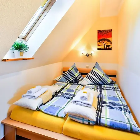 Modernes In Mit Sauna Сasa de vacaciones Thorstorf